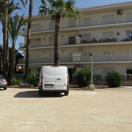 Planta Baja Primera Linea De Playa Marinas Con Acceso Al Mar アパート